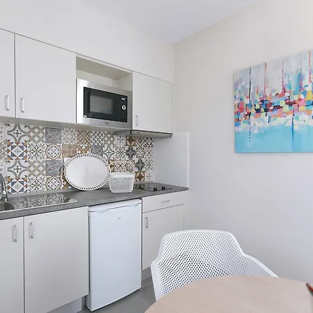 Celeste קוסטה טגוויסה