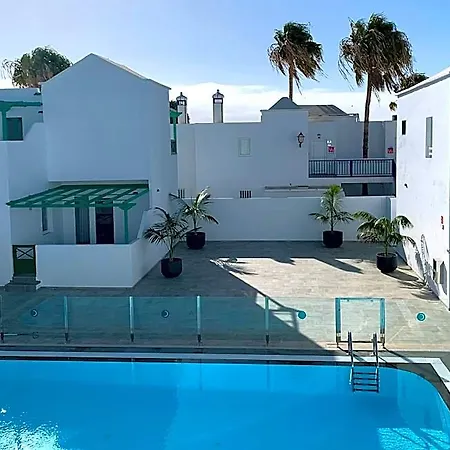 Celeste Costa Teguise