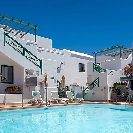 Celeste Apartment *